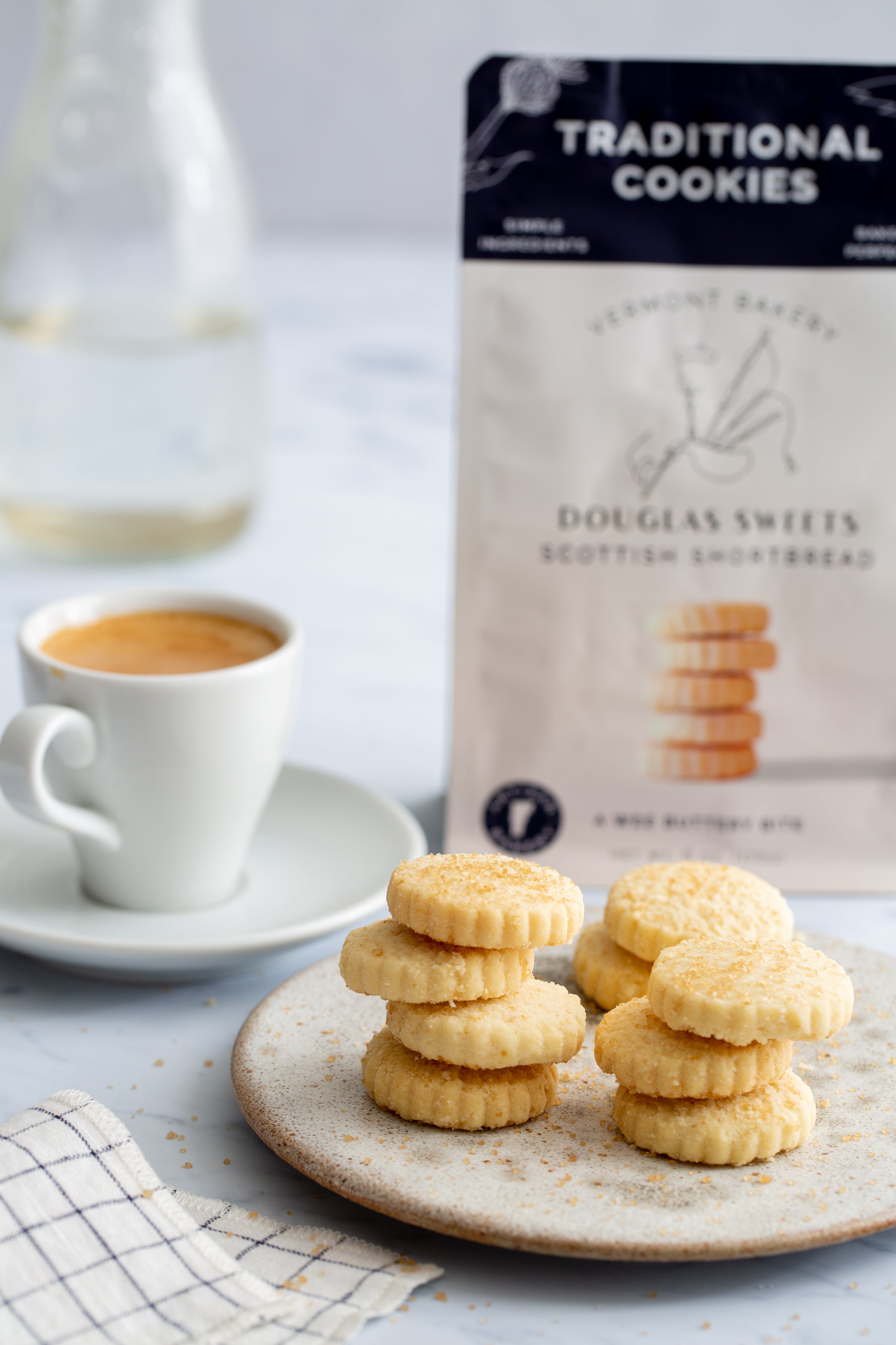 Douglas Sweets Traditional Shortbread 6.0 oz Package